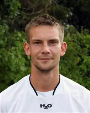 Traf zum 2:2-Endstand: Der<br>Kisdorfer Kevin Kowalec.