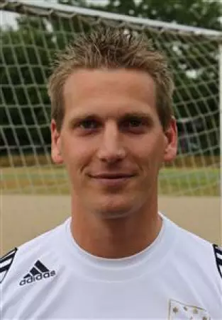 Trifft Timo Mäkelmann<br>gegen seinen Ex-Klub?