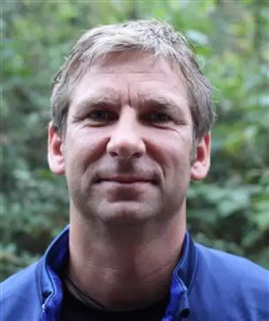 HMTV-Keeper Torsten Gronau<br>verhinderte mit starken Para-<br>den einen höheren VfL-Sieg.