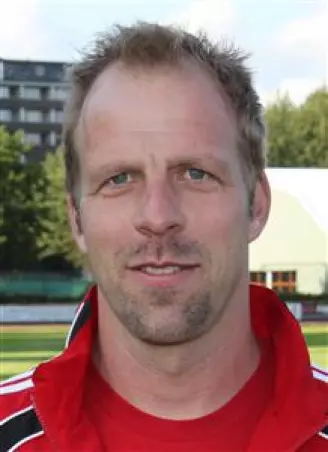 Will nach dem Sieg in<br>Seestermühe mit dem<br>TSV Uetersen II nun im<br>Pokal weiter kommen:<br>Coach Sandor Horvarth.