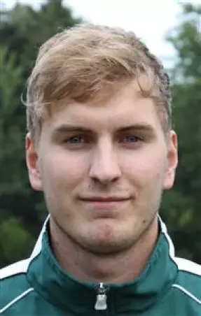 Der Heidgrabener Tim<br>Siebels traf zum 1:2.