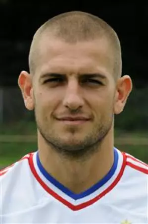 Trifft auf die Rangers:<br>Stürmer Mladen Petric.