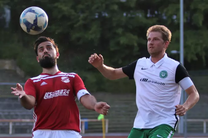 Kreisliga 3: Unterschiedliche Halbzeiten im Billtalstadion
