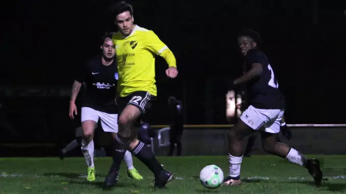 Kreisliga 1: Dezimierter SC Ellerau punktet beim TuS Hasloh