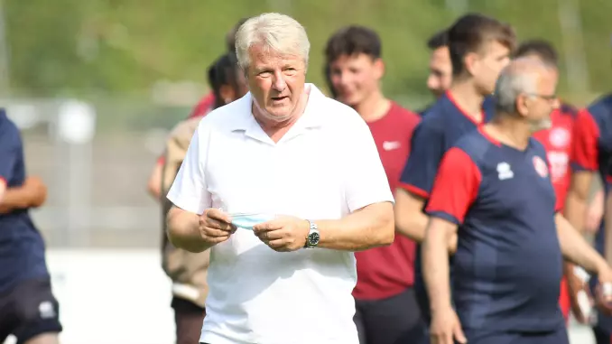 Regionalliga: Koch tritt als Eintracht-Präsident zurück