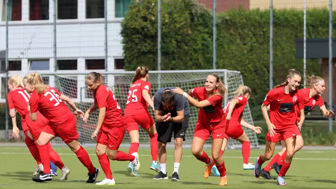 Aktuell: ETV-Frauen bejubeln Regionalliga-Aufstieg