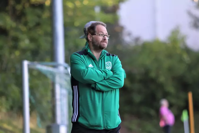 Aktuell: Sven Chilcott kehrt zurück zum TuS Osdorf