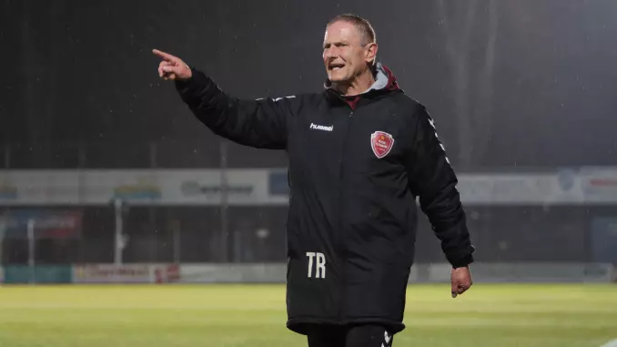 Fußball-Regionalliga: Hannover 96 II gewinnt, Weiche Flensburg hofft
