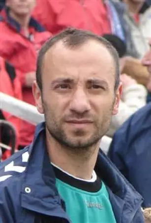 Hört zukünftig auf Holler-<br>bachs Kommandos: VfB-<br>Urgestein Ibrahim Türkmen