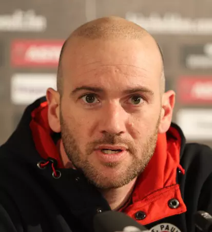 St. Pauli-Coach Roland Vrabec<br>hofft zum Saisonstart auf einen<br>Heimsieg gegen Ingolstadt.