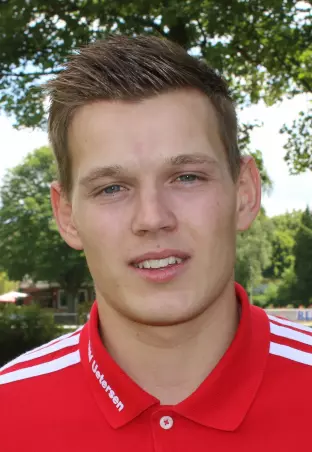 Schoss bereits sein<br>zweites Turnier-Tor: Der<br>Uetersener Maik Stahnke