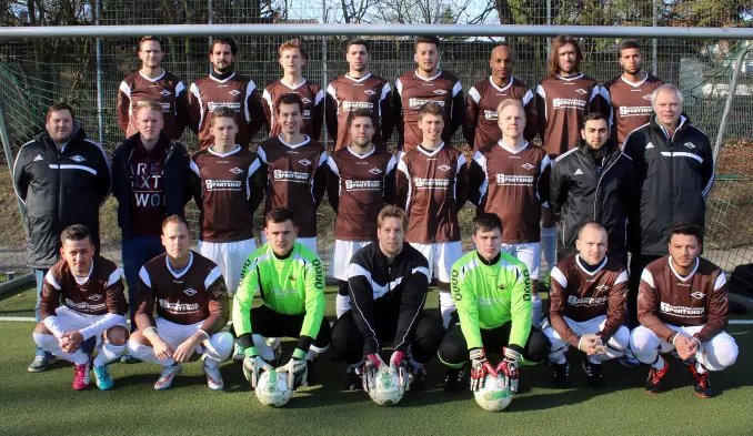 Die neu formierte Kreisliga-Mannschaft der FTSV Komet Blankenese.