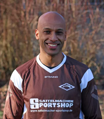 Zukünftig auch Co-Trainer bei Komet: Tesfaldet Abraha.