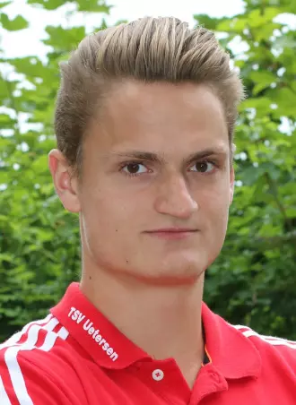 Kam einem Torerfolg am nächsten: Der Uetersener<br>Kevin Koyro, der an der Lattenunterkante scheiterte.