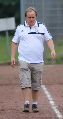 Hörst bei der FCE-Reserve als Co-<br>Trainer auf: Felix Raabe