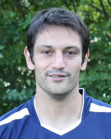 Als Aktiver der Nord-Ostsee-Auswahl verpasste Kay<br>Reining knapp das Halbfinale, holte aber als Co-Trainer<br>von Todesfelde II den Titel.