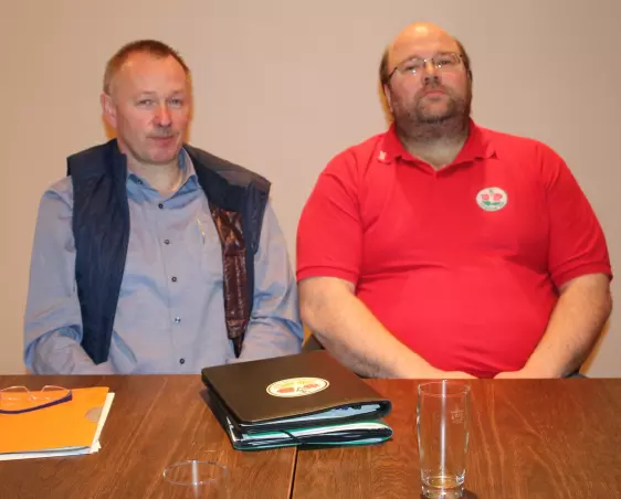 Lutz Schölermann (links) und Jörg Schwarz bei der Pressekonferenz.