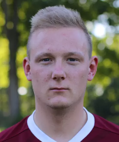 Toptorjäger Jon Schwertfeger und die Uetersener Reserve<br>nehmen nicht mehr am Spielbetrieb der Bezirksliga West teil.