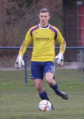 Musste zuletzt in Buxtehude zweimal hinter sich<br>greifen: HR-Torwart Mirko Oest.