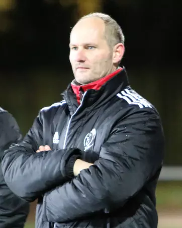 Ist mit Egenbüttel Favorit gegen Seestermühe: SCE-Coach<br>Sven Hammann.