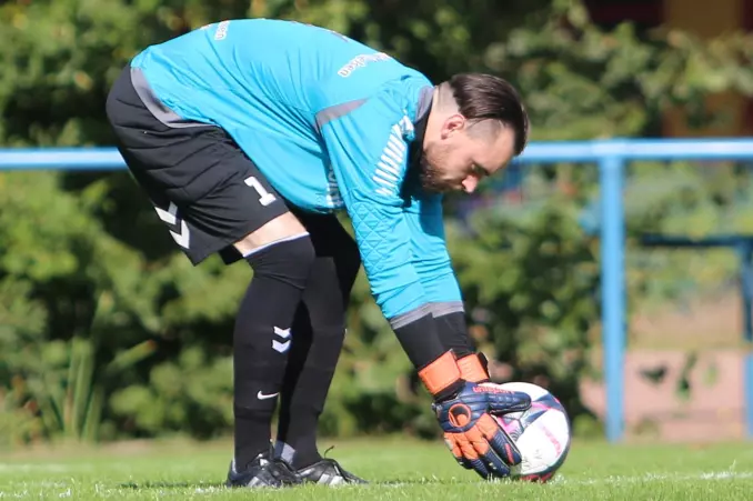 Wieder fit: Sperber-Torwart Valentin Mai.