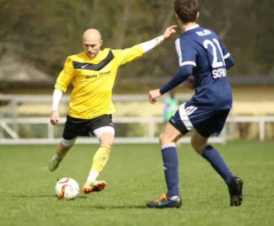 Mittelfeld-Allrounder <b>Denis Urdin</b> zählt zu den Schlüsselspielern des SVE und hat für die kommende Saison fest zugesagt – in der Landes- und in der Bezirksliga.