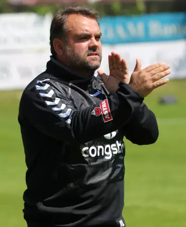 Hält Remigius Elert mit St. Pauli II die Regionalliga?