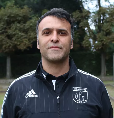 Startet mit der Liga-Mannschaft des VfL 93 in der Kreisliga 5 und nicht in der Staffel 2: Trainer Said Farhadi.