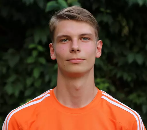 Parierte einen Foulelfmeter: Komet-Keeper Simon Wiechmann.