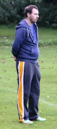 Siegreich mit dem Rellinger FC:<br>Trainer und Torwart<br>Matthias Mengel.