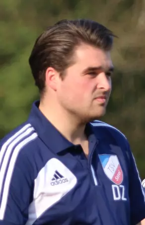 Trainer in Sasel: Danny Zankl.