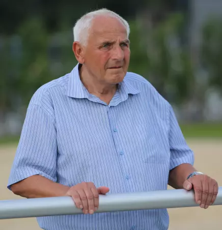 Uwe Brill, Team-Manager des TSV Uetersen, hatte seine Zweite<br>Herren-Mannschaft nur für Freundschaftsspiele gemeldet. Trotzdem<bt>teilte der HFV die TSV-Reserve zunächst in die B-Klasse 5<br>ein, korrigierte des nun aber und strich das Team.