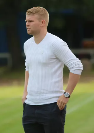 Sascha Pump, Trainer des SV Eidelstedt III, hofft<br>auf den Einzug in die Dritte Pokal-Runde.