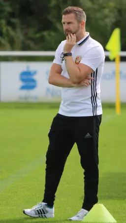 Der neue HTB-Liga-Trainer Steffen<br>Prielipp gibt am Freitag sein Heim-Debüt.