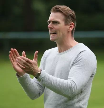 Steht erneut bei der SV Blankenese an der Seitenlinie: Interimscoach<br>Philipp Anbergen.