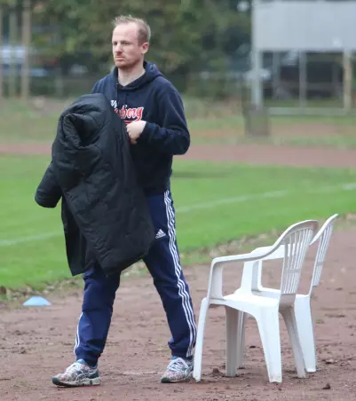 Thorben Reibe räumt mit dem Ende dieser Saison seinen<br>Trainerstuhl beim VfL.