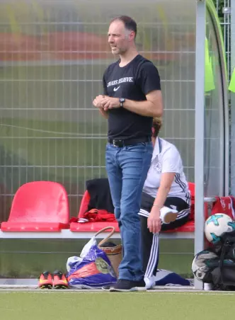 Roland-Trainer Philipp Obloch.