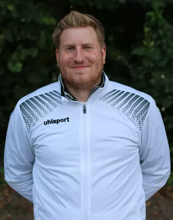 Hat gut lachen: Der neue Osterbeker Coach Kevin<br>Reichmann.