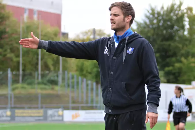 Coach Dirk Hellmann gibt beim HFC Falke weiter die Richtung vor, bekommt aber mit Sebastian Semtner einen gleichberechtigten Trainerpartner.