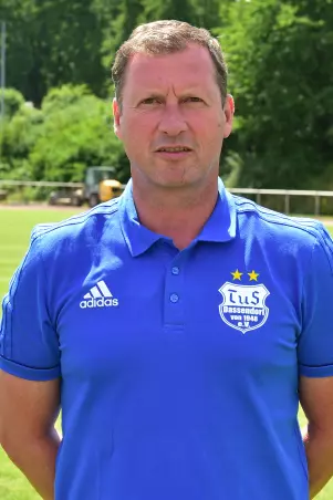 Der neue Dassendorfer Trainer Elard Ostermann<br>nimmt mit seinem Team am Glinder Blitzturnier teil.