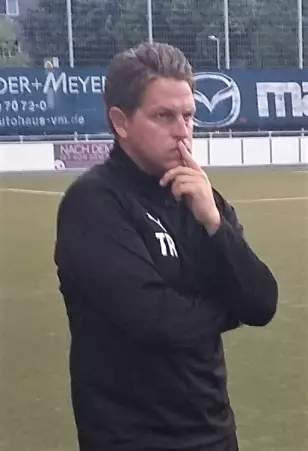 Ein etwas nachdenklicher BU-Trainer Marco Stier