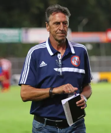 Ziehen Eintracht-Trainer Dirk Heyne und seine<br>Norderstedter in die Vierte Runde ein?