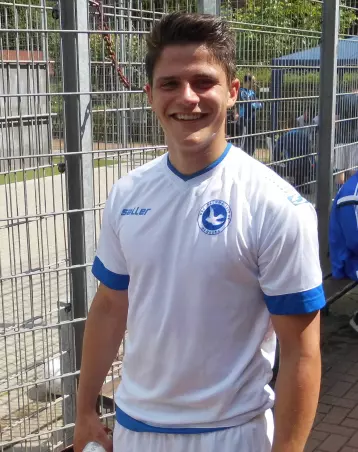 Lion Mandelkau mit starkem Auftritt in Lokstedt