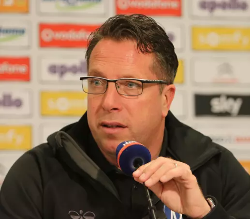 St. Pauli-Trainer Markus Kauczinski gastiert am 11. Oktober in Altona.
