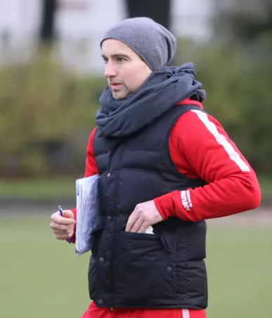 Der jetzige ETV-Trainer Dennis Mitteregger triumphierte<br>vor Jahresfrist, noch als Coach von Inter Hamburg, bei der<br>17. Auflage des Turniers der Eimsbütteler.