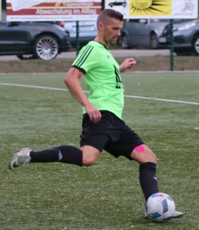 FCE-Spielertrainer Dennis Usadel.