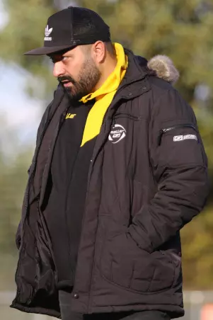 Nahm seinen Hut als MSV-Trainer: Baris Saglam.