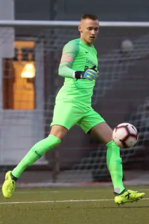 Der Osdorfer Keeper Tjark Grundmann hütete<br>in der Saison 2017/2018 noch das Altonaer Tor.
