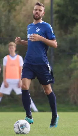 Timo Lenz, hier noch im Trikot des SV<br>Curslack-Neuengamme, kehrt zur<br>Lauenburger SV zurück.