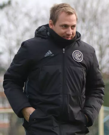 Nur bedingt zufrieden war der Düneberger Trainer<br>Dennis Tornieporth.
